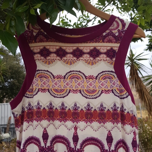 Dress - Picture 3 of 4